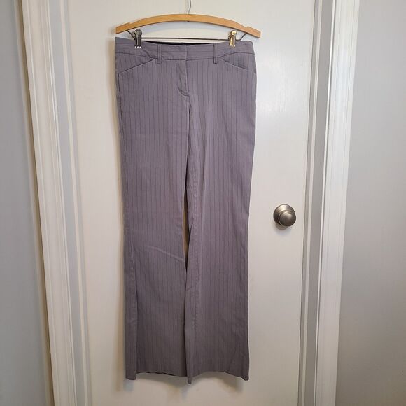Express Design Studio Women’s Editor Grey White Pinstripe Boot Cut Pants Size 4 - Picture 1 of 11
